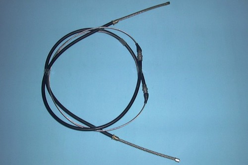 CABLE FRENO RASTROJERO P68 ENTRE RUEDAS VAINA CORTA TRAS. 3.73M.